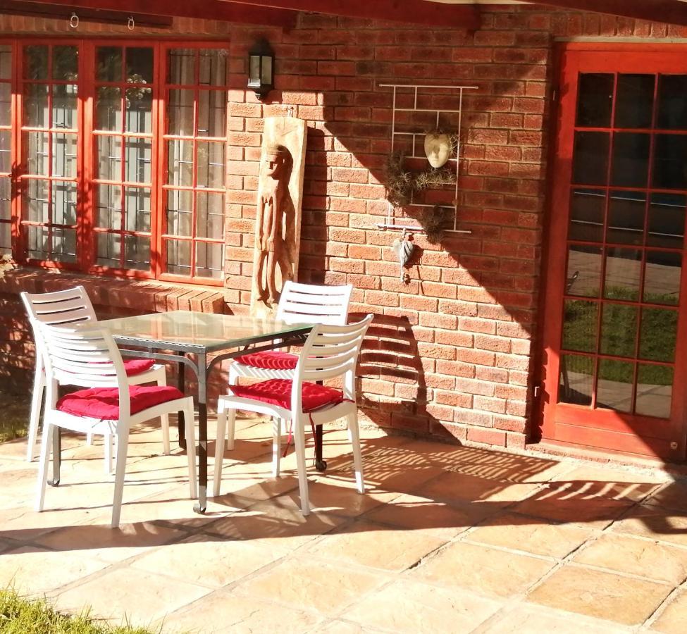 Gaestehaus Helderbergview Somerset West Buitenkant foto