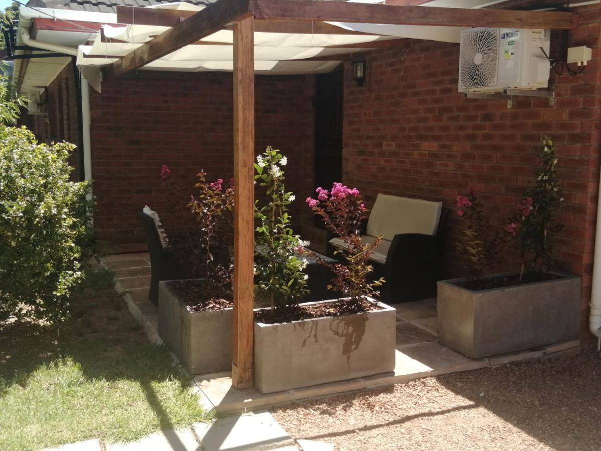 Gaestehaus Helderbergview Somerset West Buitenkant foto